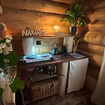 Woodmood With Lodge