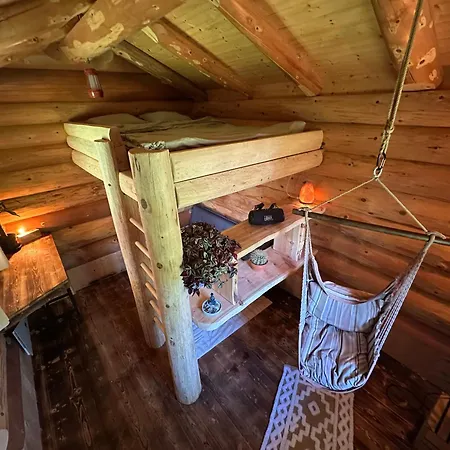 Lodge Woodmood With *