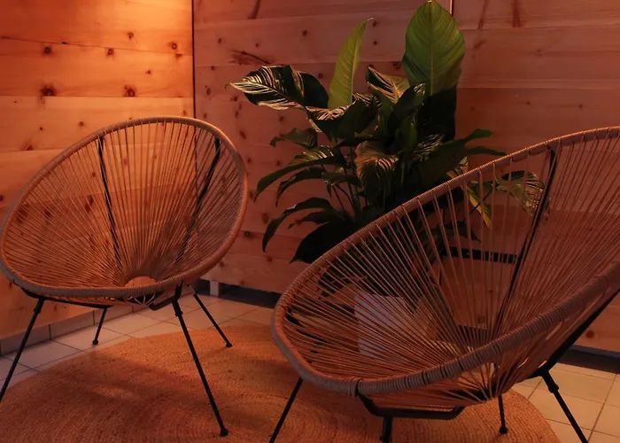 Woodmood With *